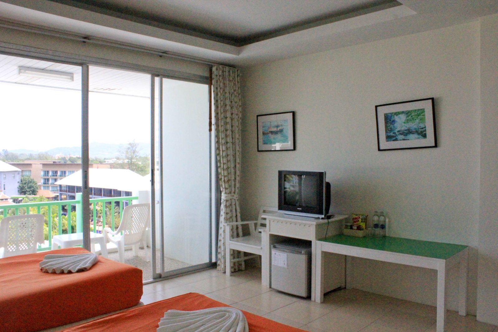ben`s house hotel krabi town