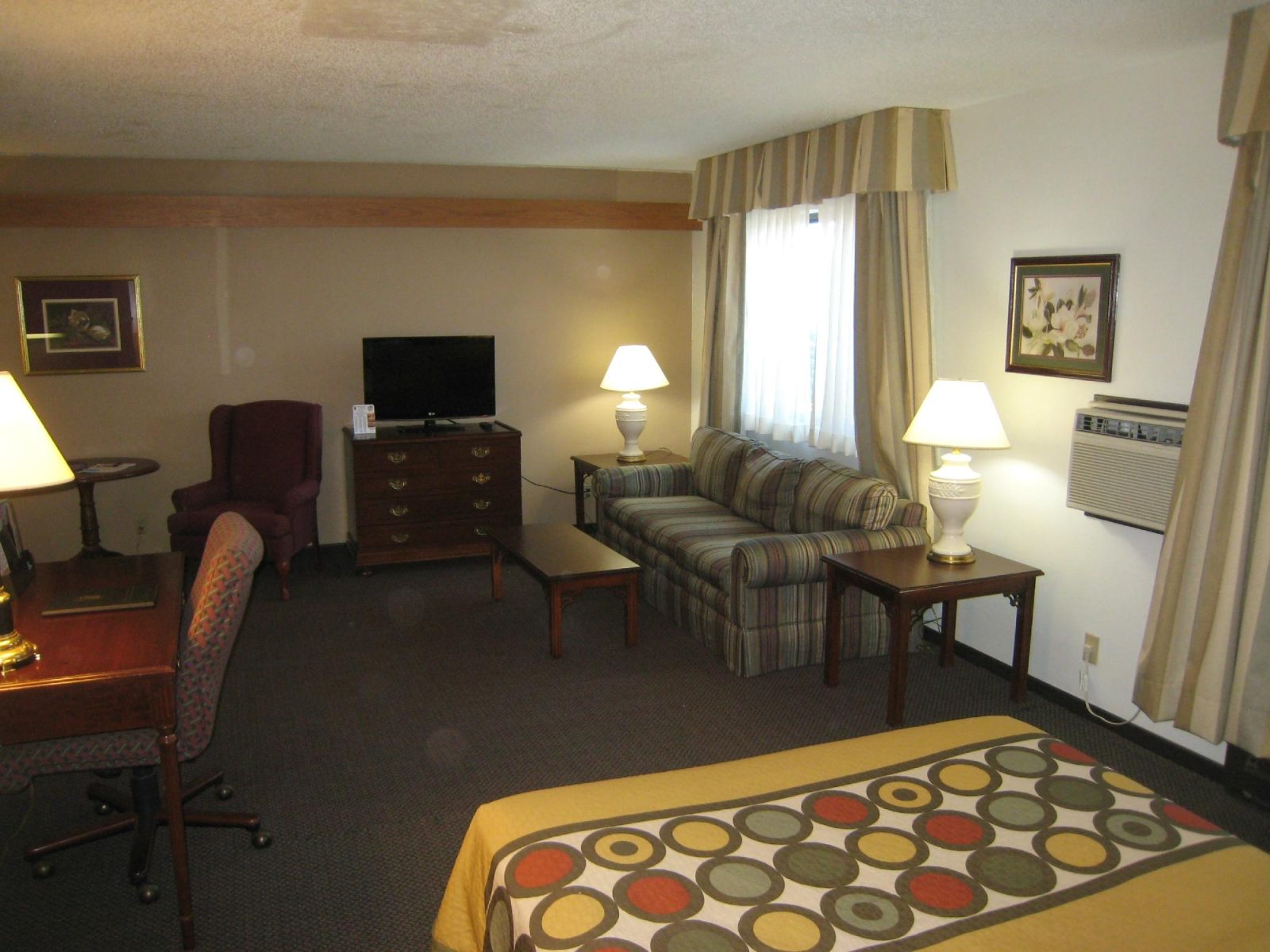 super 8 milwaukee