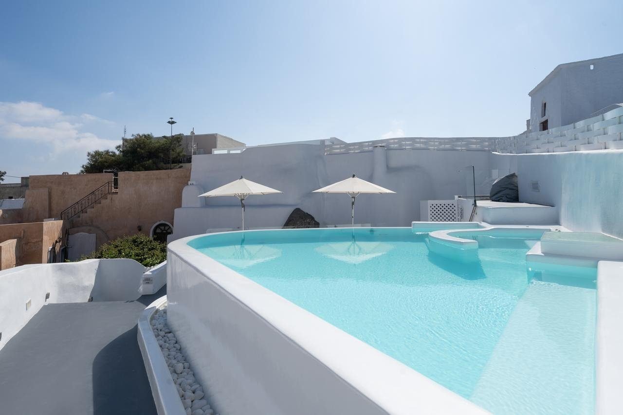 White Concept Caves Santorini