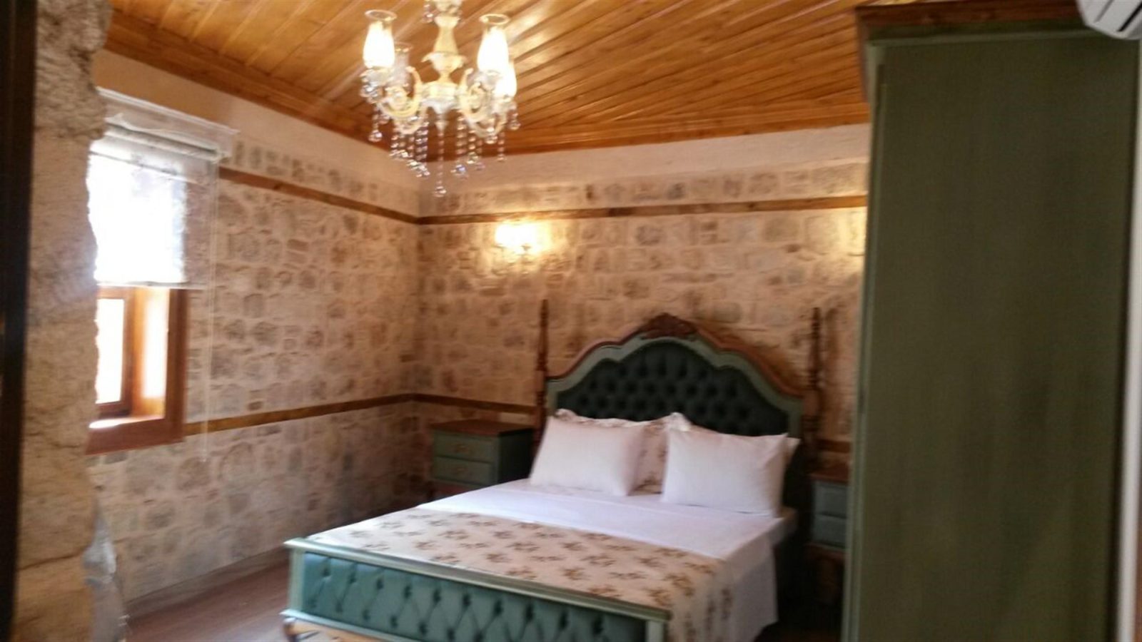 White Garden Hotel