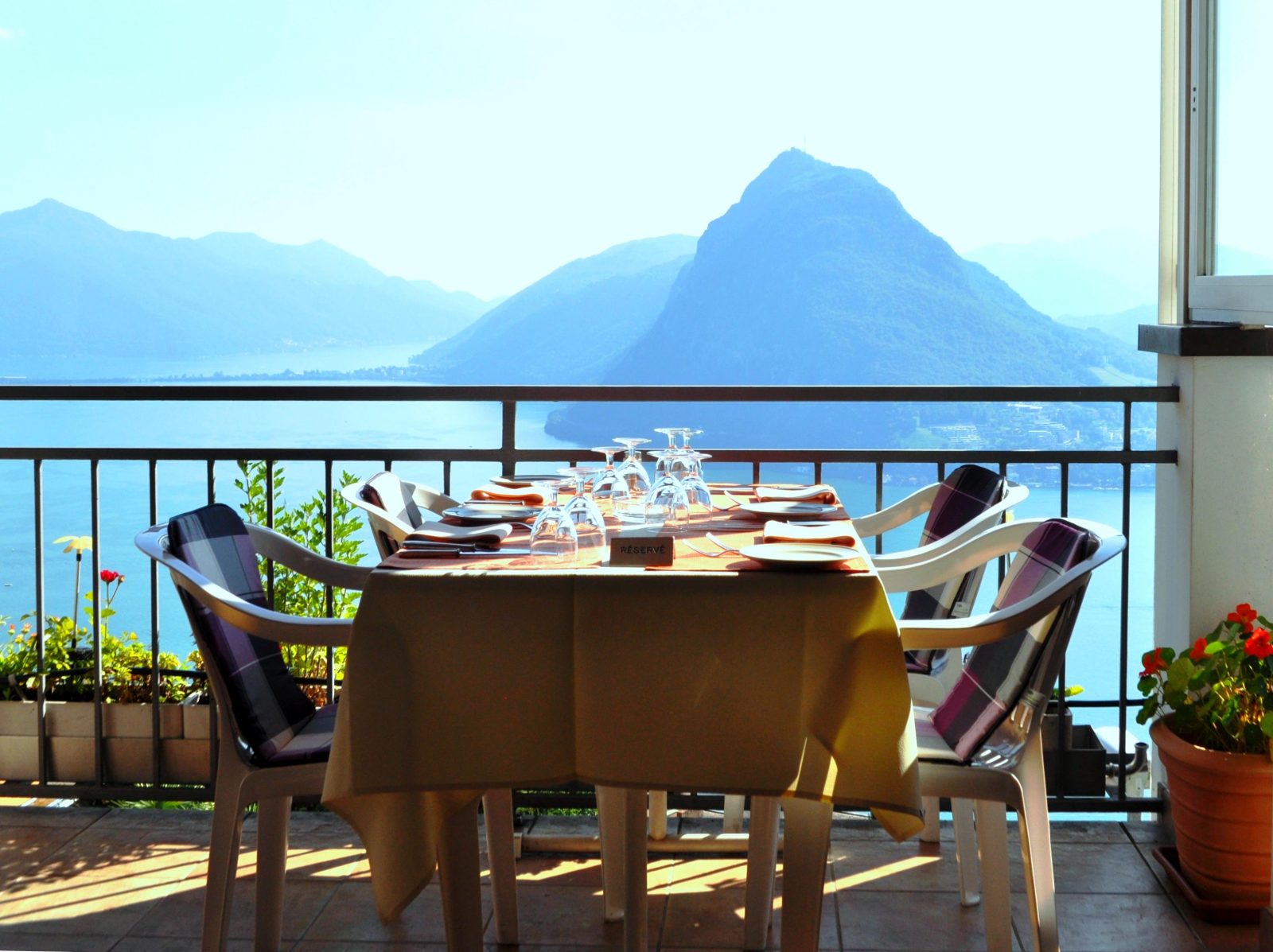 Hotel Colibri