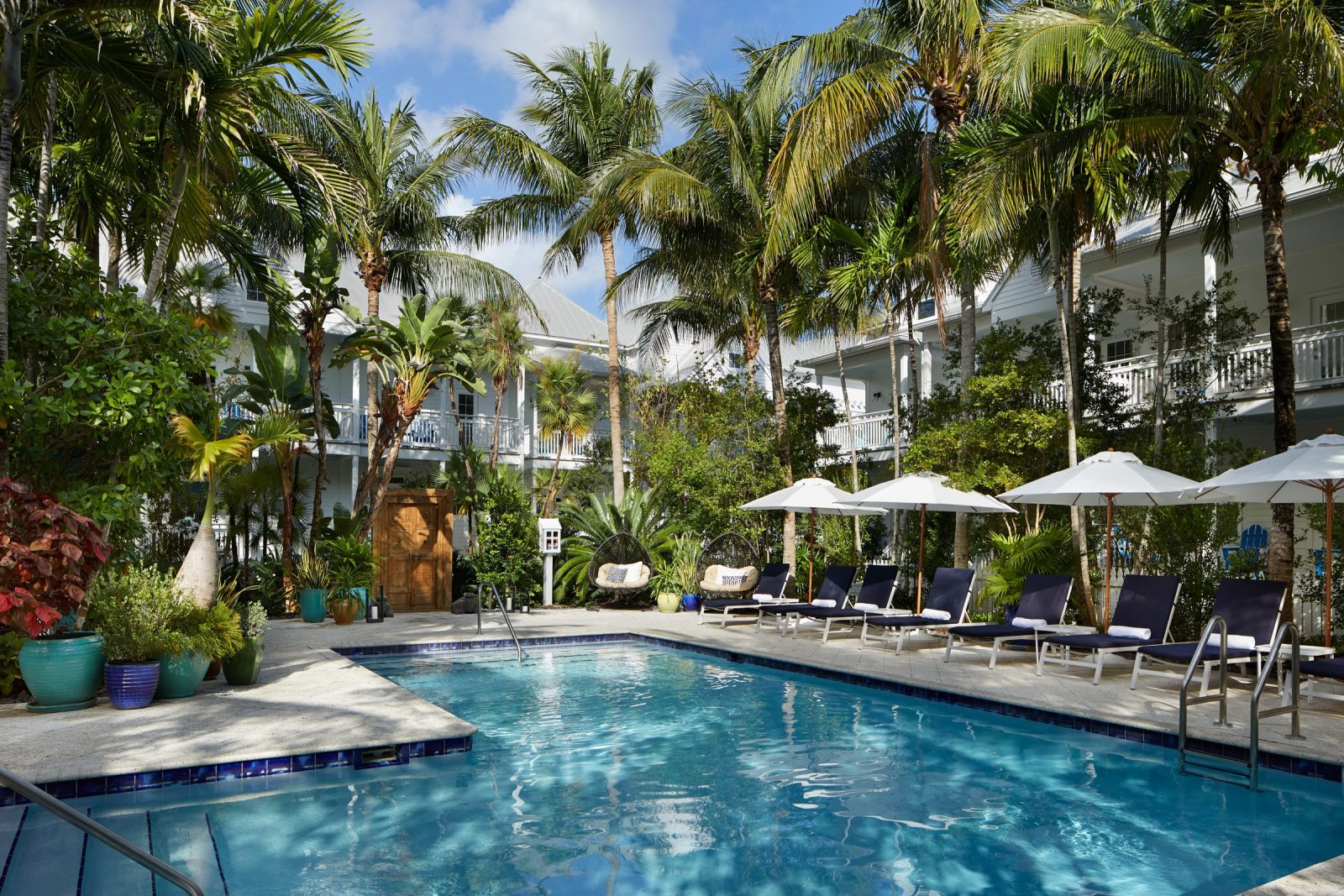 parrot key beach hotel