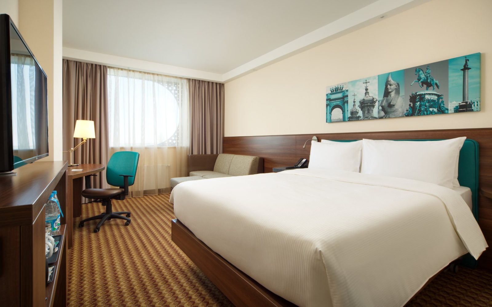 Hampton by Hilton Saint Petersburg ExpoForum