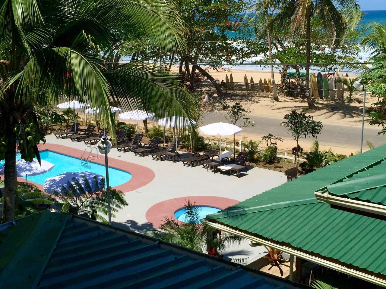 hotel la isla puerto viejo