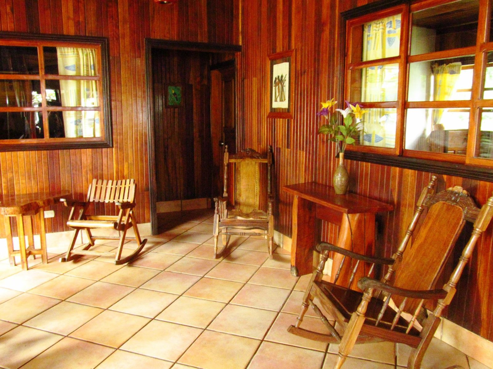 hotel la isla puerto viejo