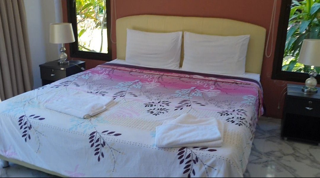 Phuket Sirinapha Resort
