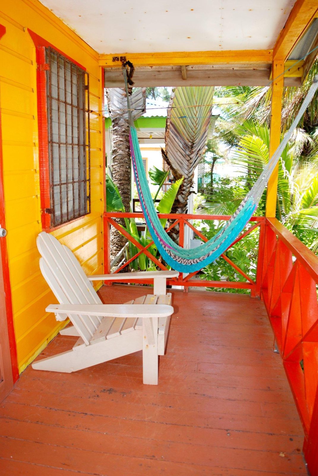 julia`s rooms, guest house, and cabanas hotel placencia