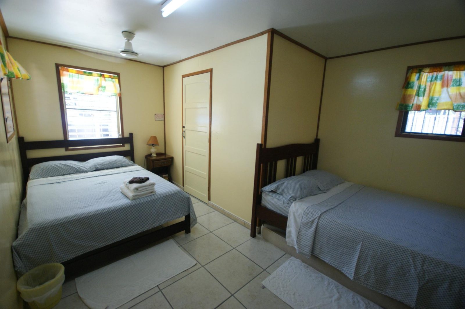 mara`s place hotel caye caulker
