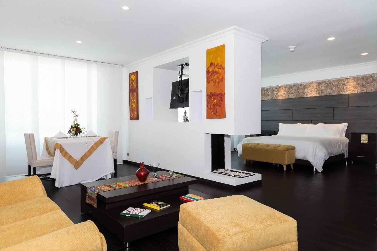Varuna Hotel