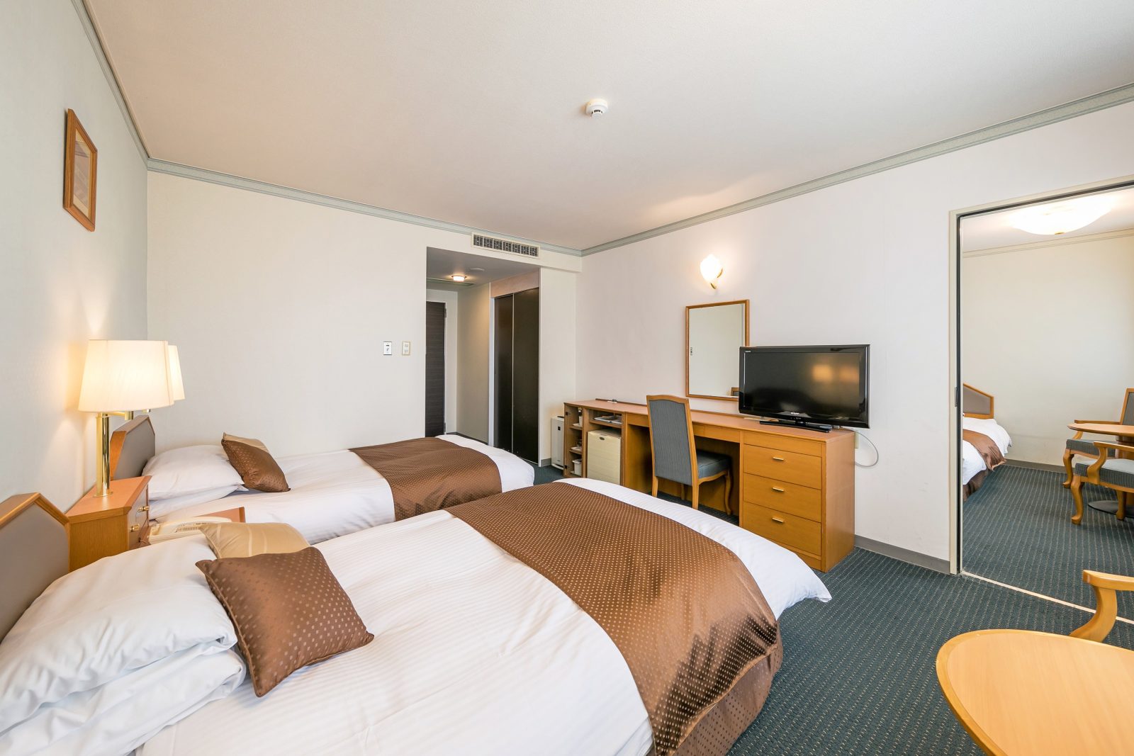 miyahira hotel ishigaki