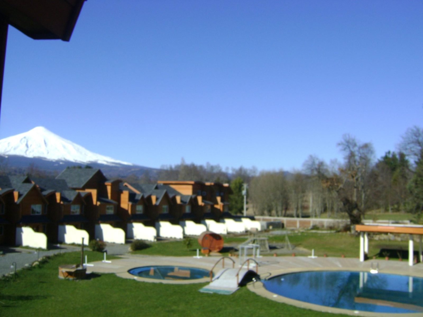 Sol y Lago Apart Hotel