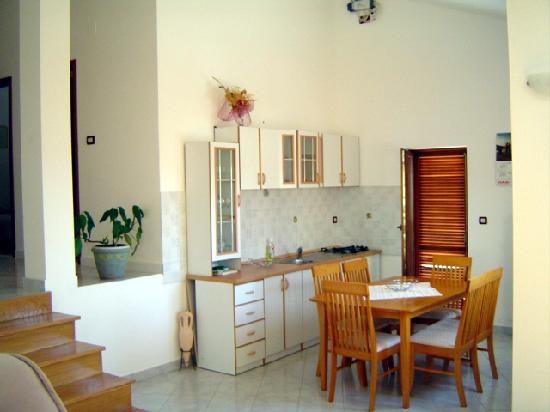 apartmani popovic hotel hvar island