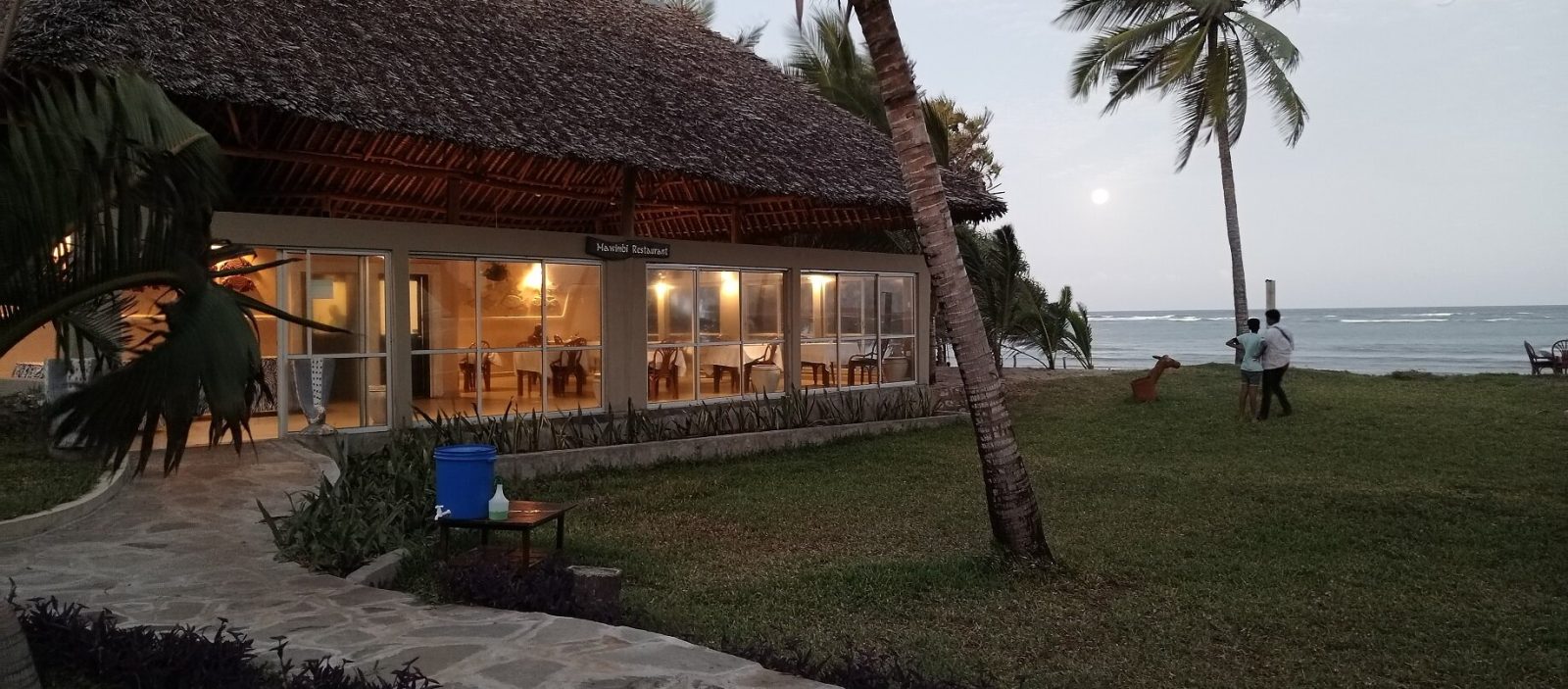 CORAL BEACH RESORT - DIANI