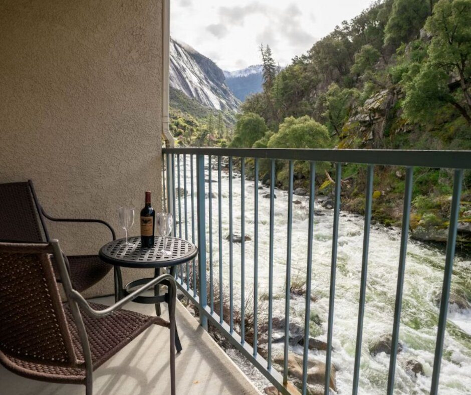 Yosemite View Lodge