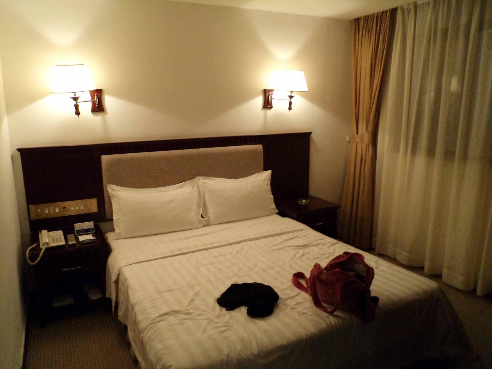 Xinhaorun Holiday Hotel Zhuhai Haotong Building