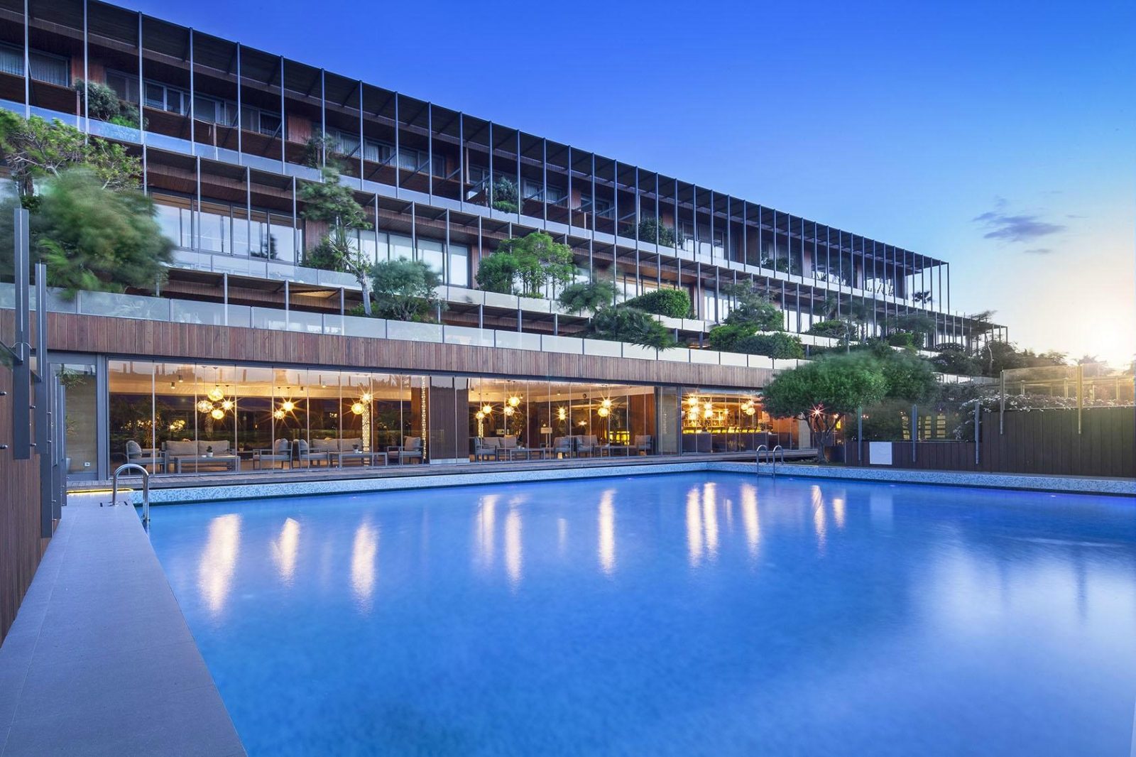 7800 cesme residences and hotel