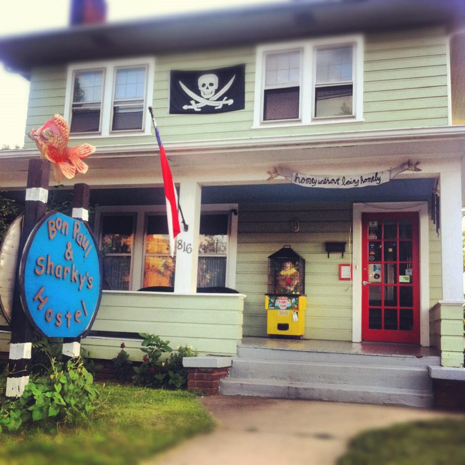 Bon Paul and Sharky's Hostel of Asheville