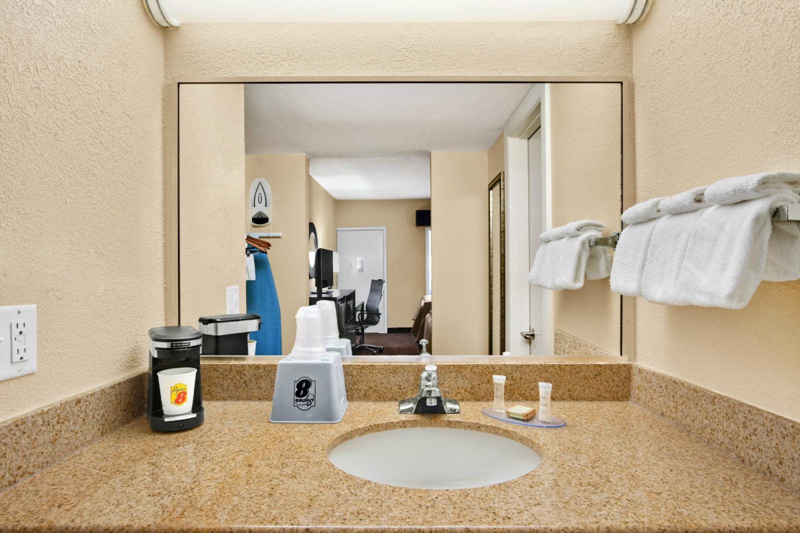super 8 asheville hotel asheville