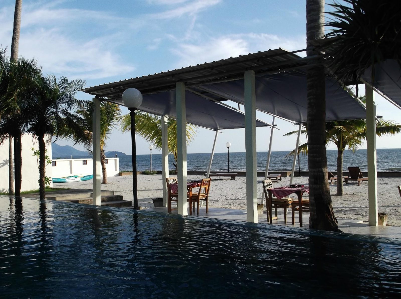 The Sea House Beach Resort