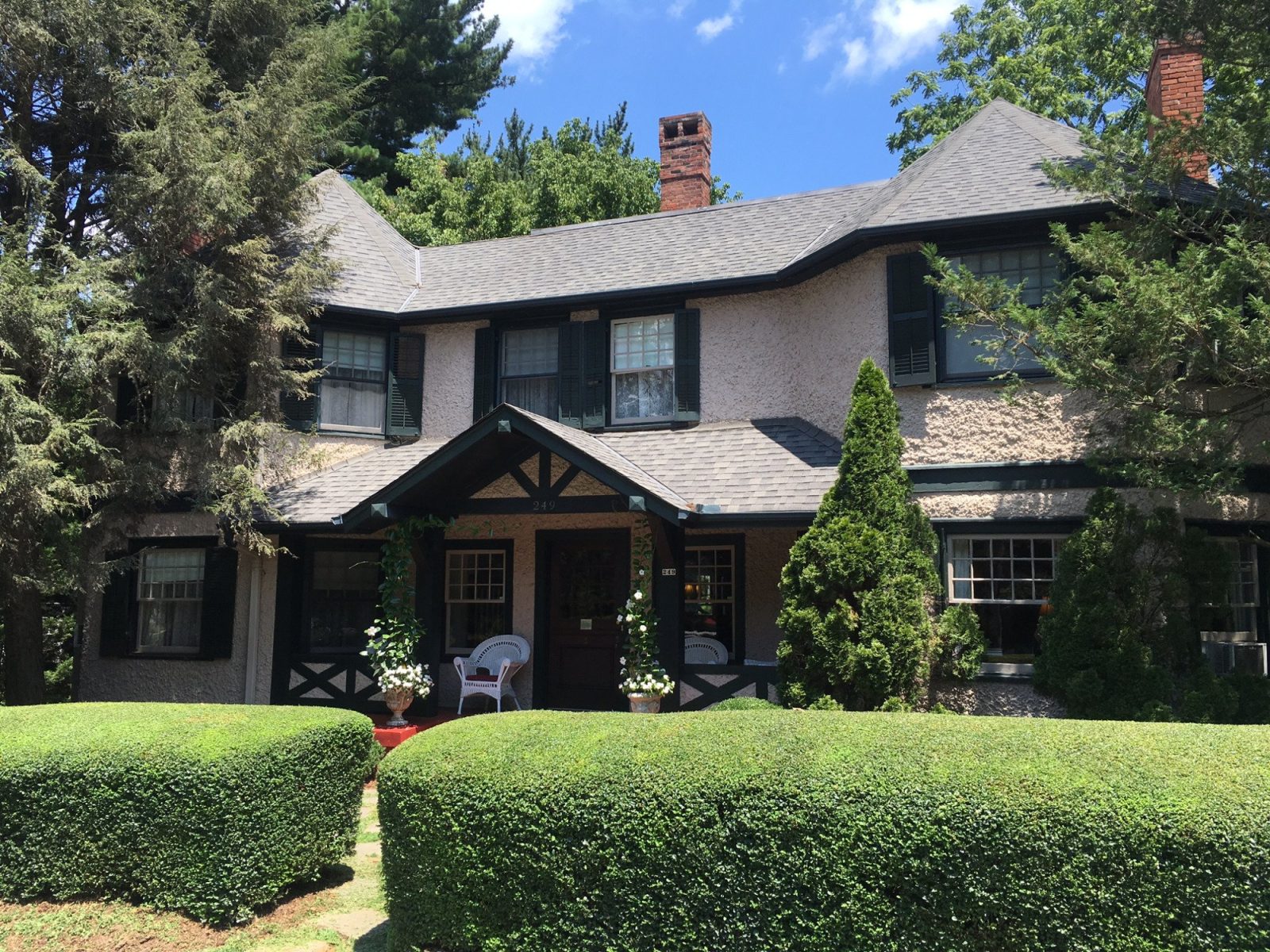 pinecrest b&b