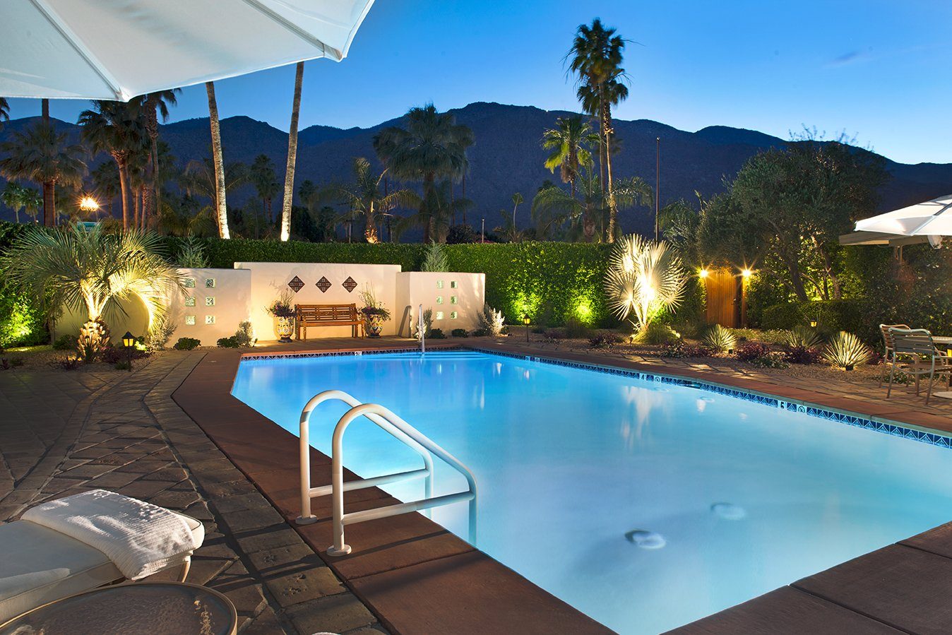 the hacienda at warm sands hotel palm springs