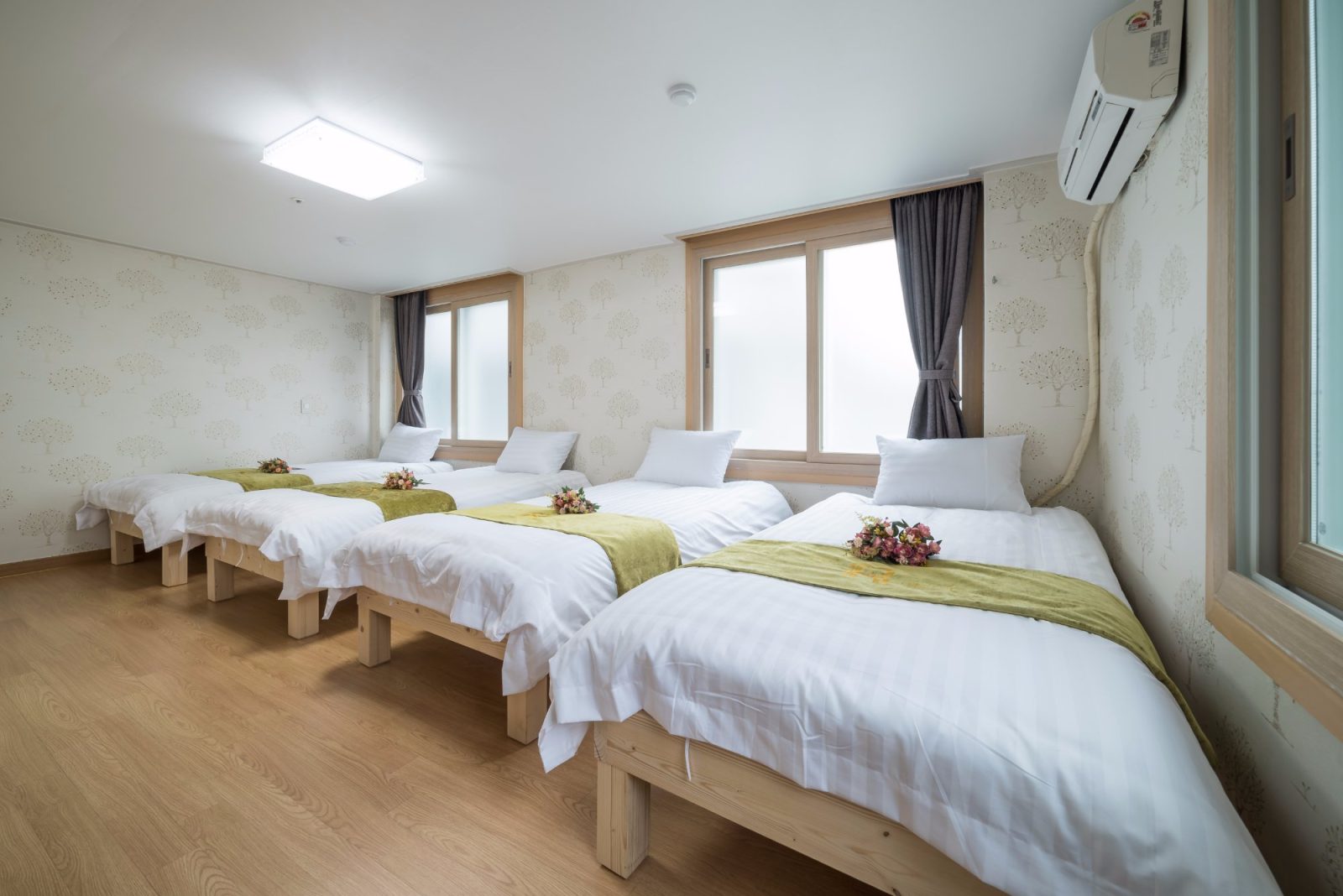 Jeju R Hostel Seogwipo