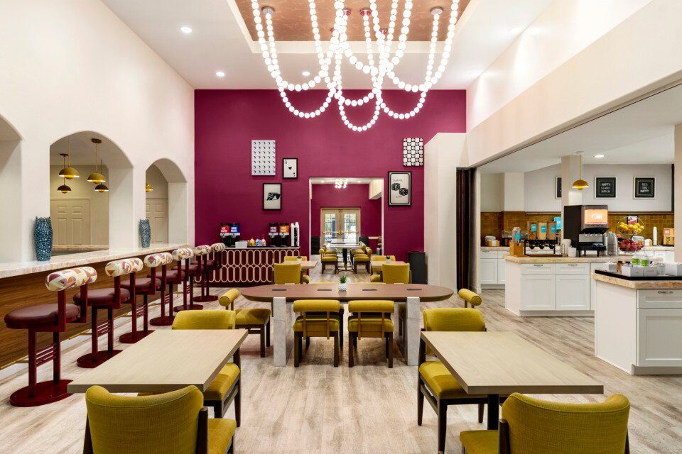 hampton inn tropicana hotel las vegas