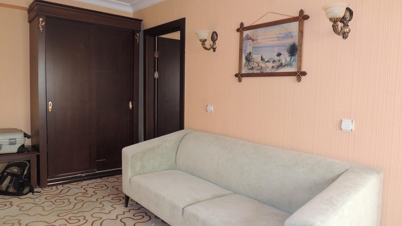 Royal Anka Hotel