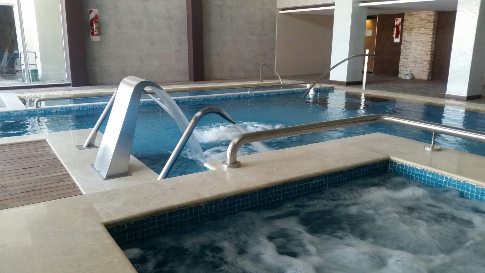 rayentray hotel puerto madryn