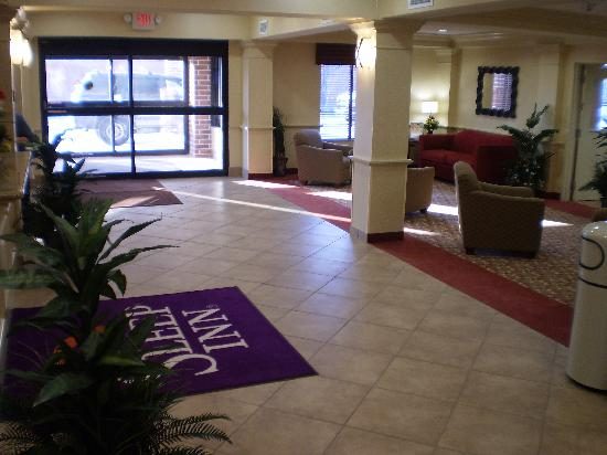 Sleep Inn & Suites Airport