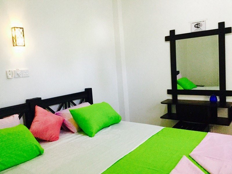 Hikkaduwa Family Inn