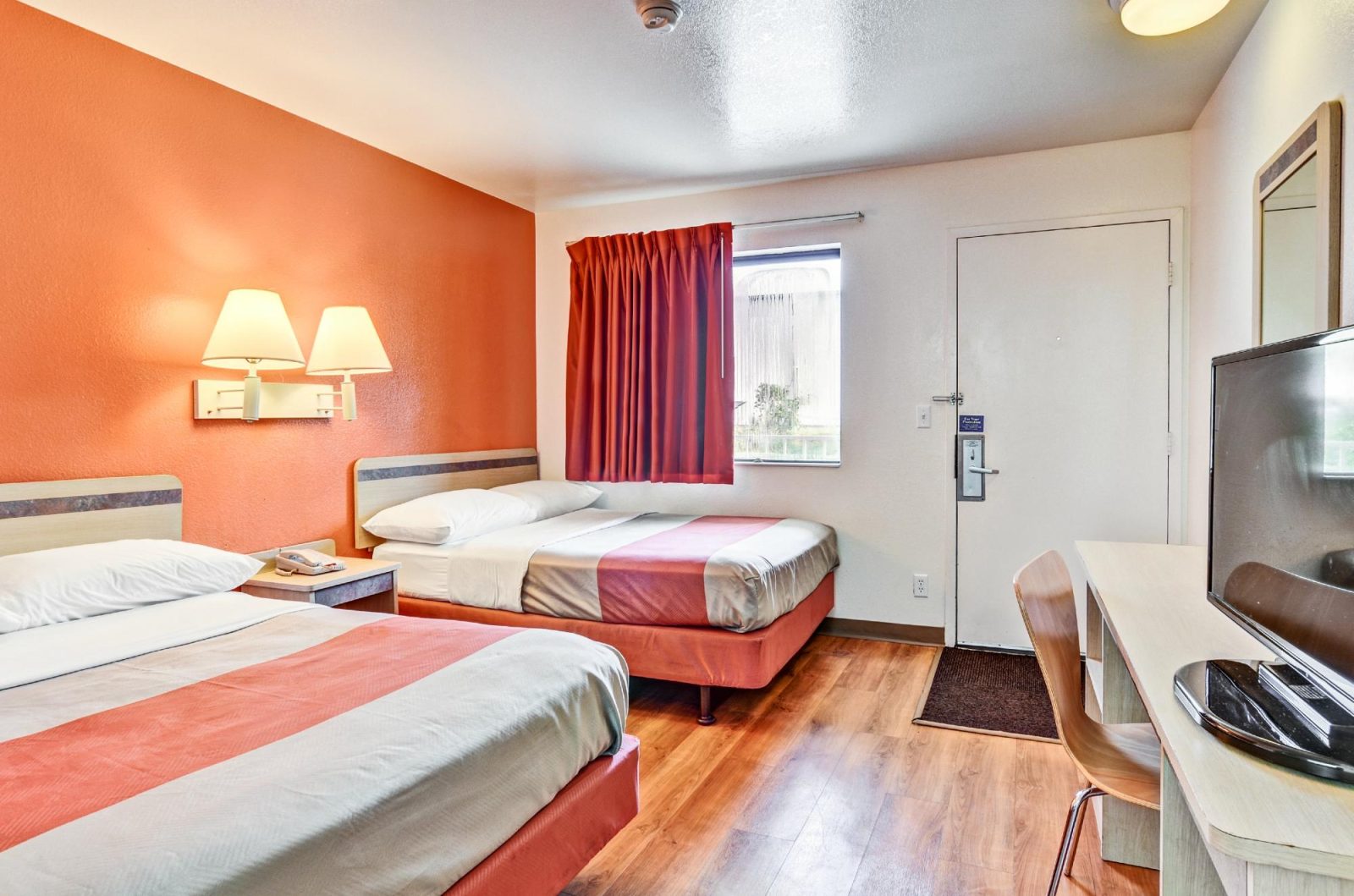 pittsburgh motel six