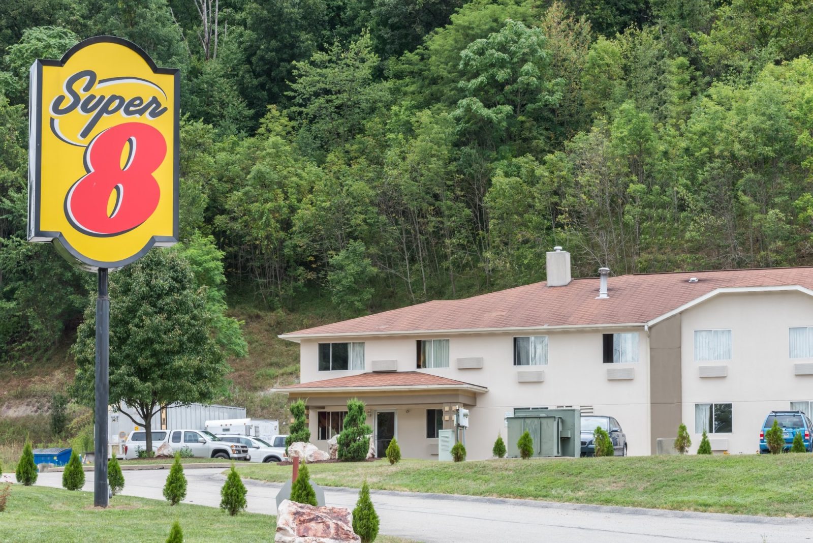 super 8 motel - pittsburg/monroeville hotel pittsburgh