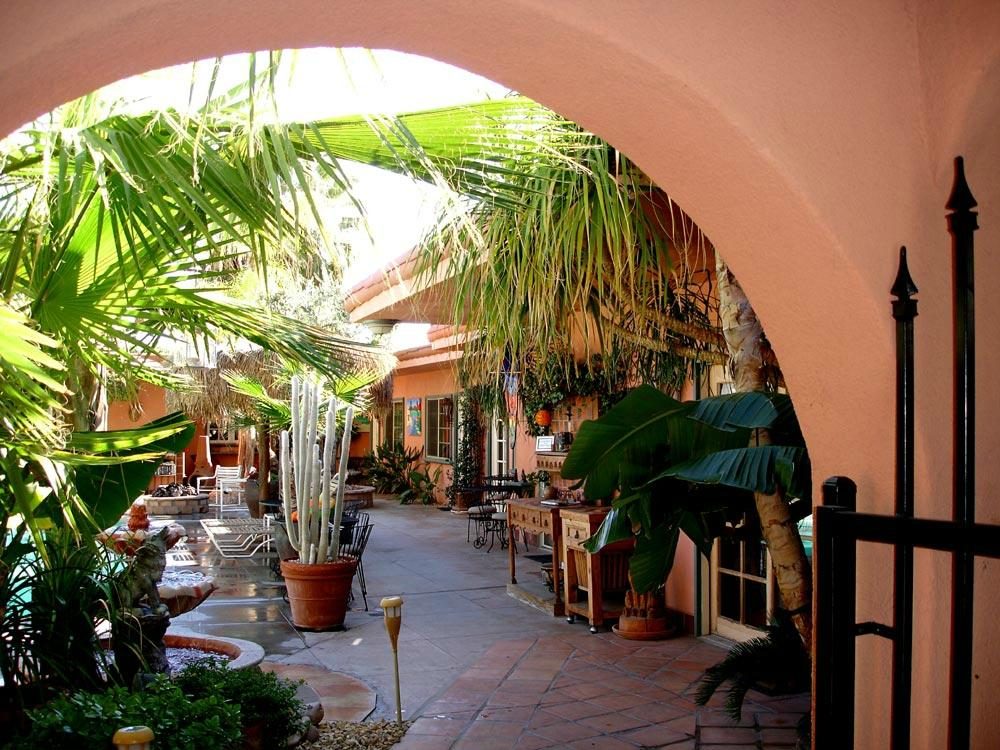 The Coyote Inn