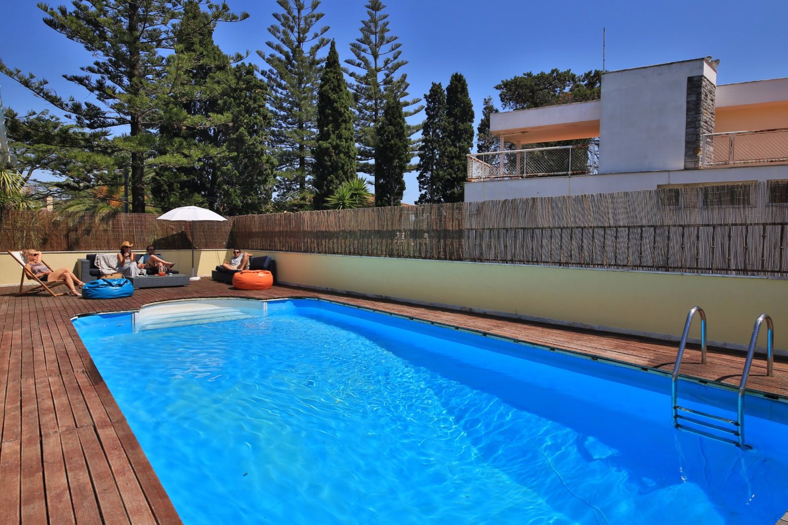 Cascais Cool Hostel