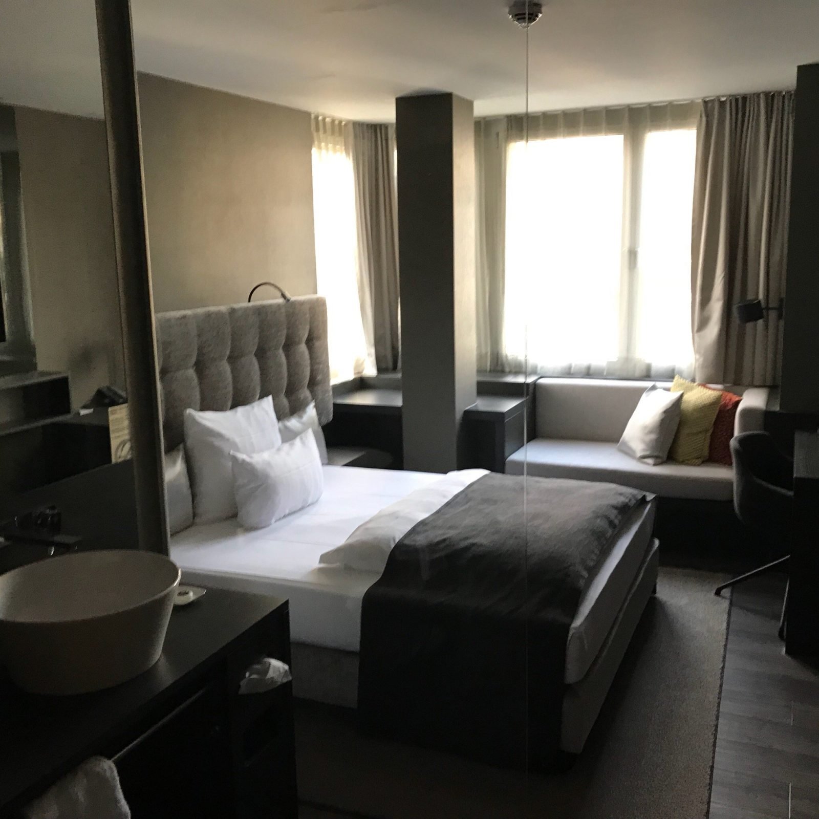 SAKS Urban Design Hotel Frankfurt
