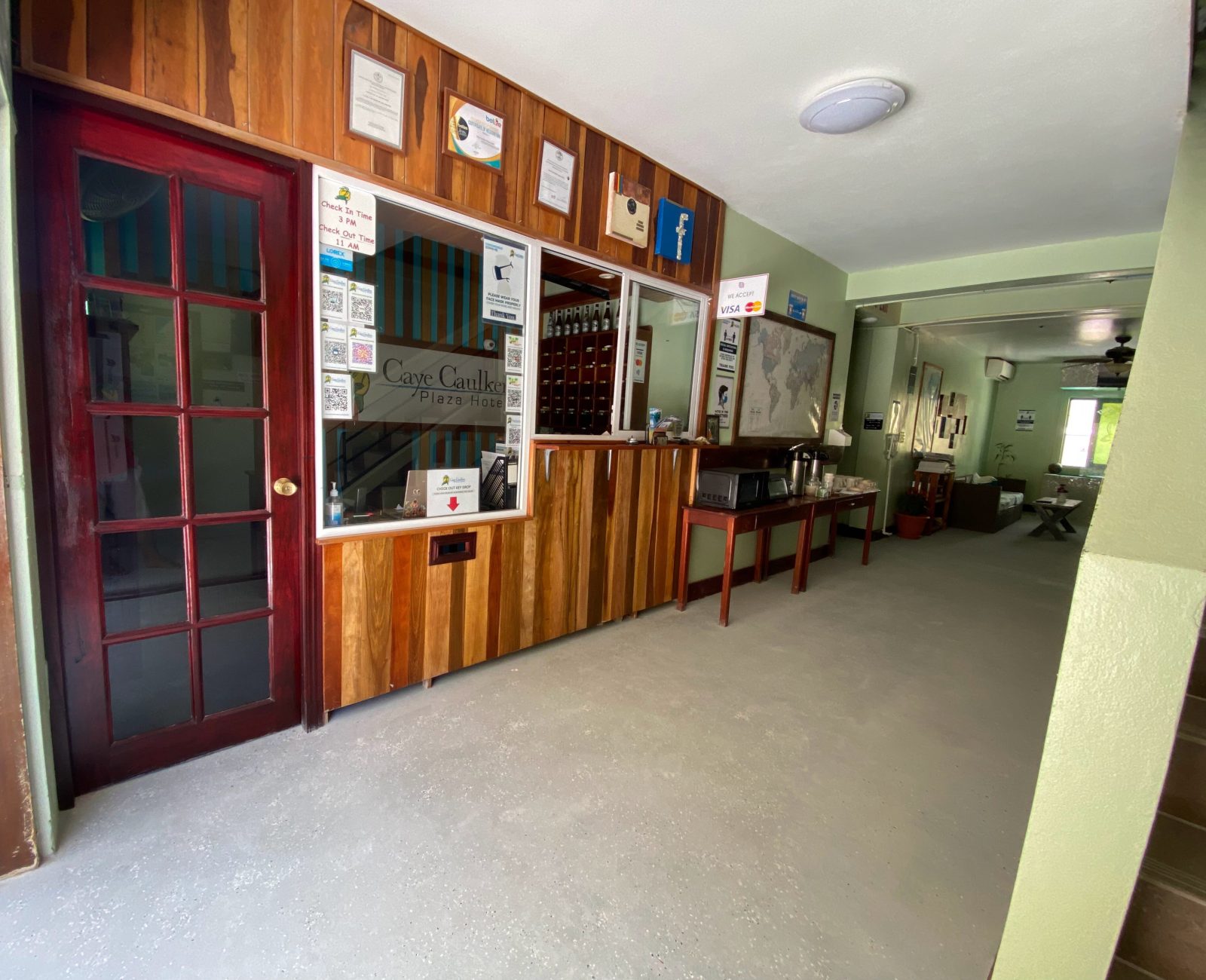Caye Caulker Plaza Hotel