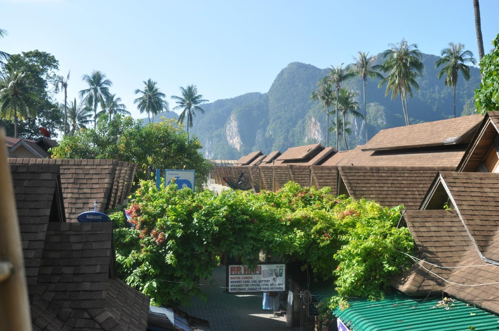 the white 1 & 2 hotel krabi town