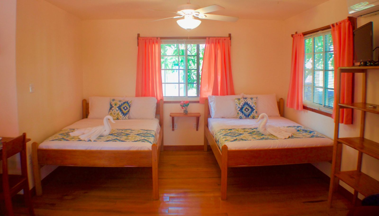 Placencia Villas