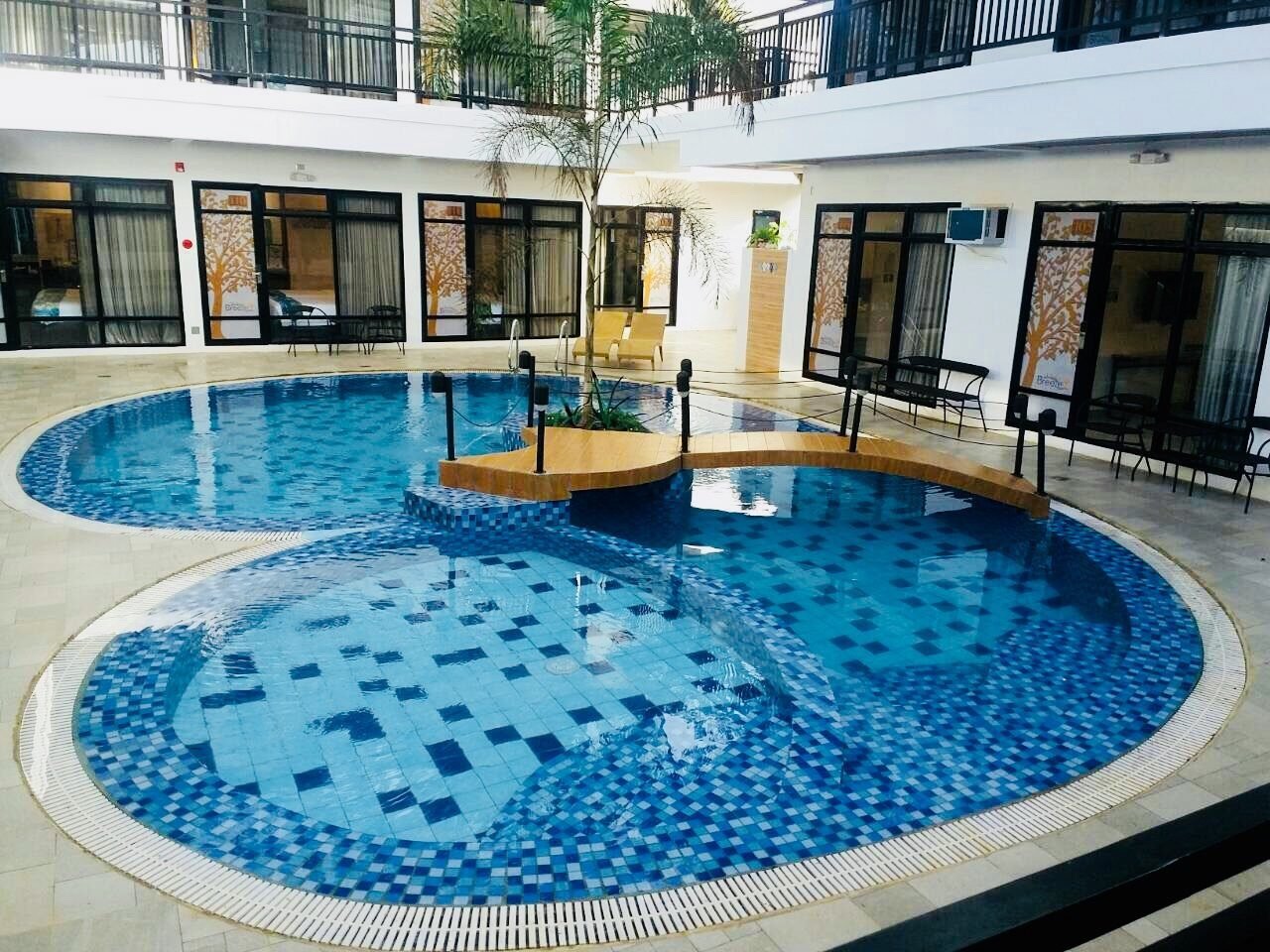 White Breeze Palawan Boutique Hotel
