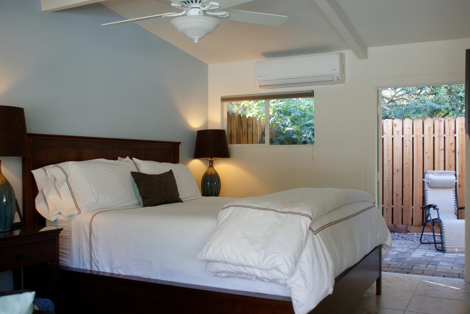 Avance Hotel