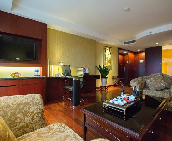 Zhuhai Charming Holiday Hotel