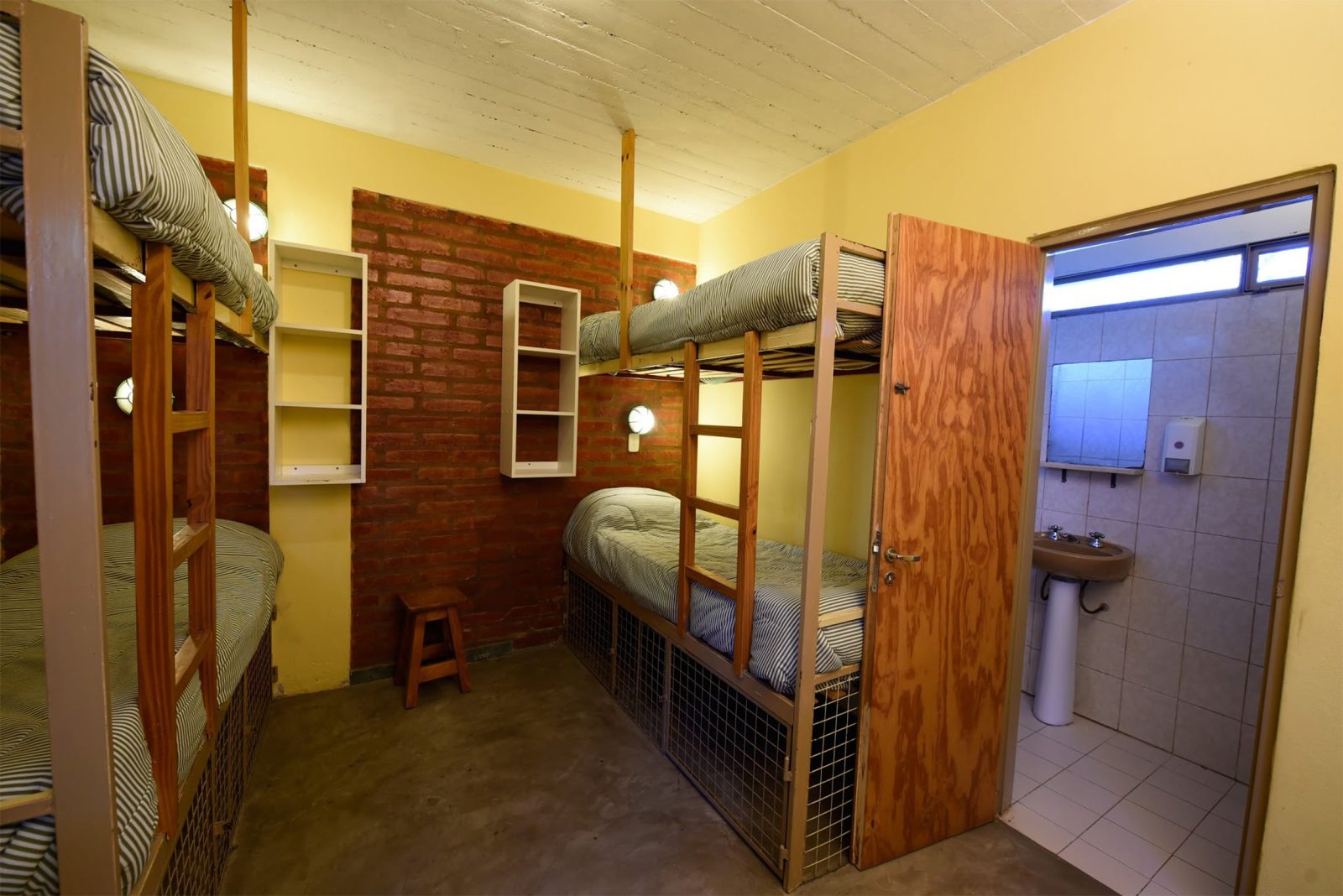 La Tosca Hostel