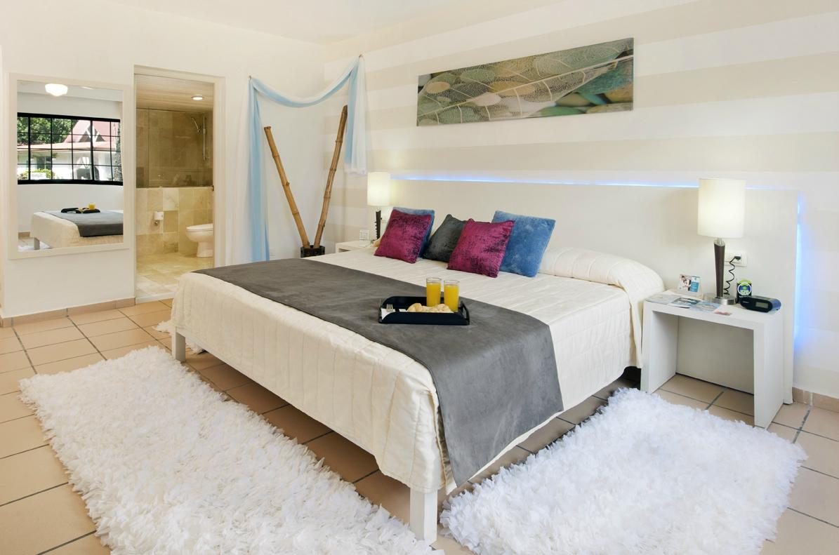 BlueBay Villas Doradas