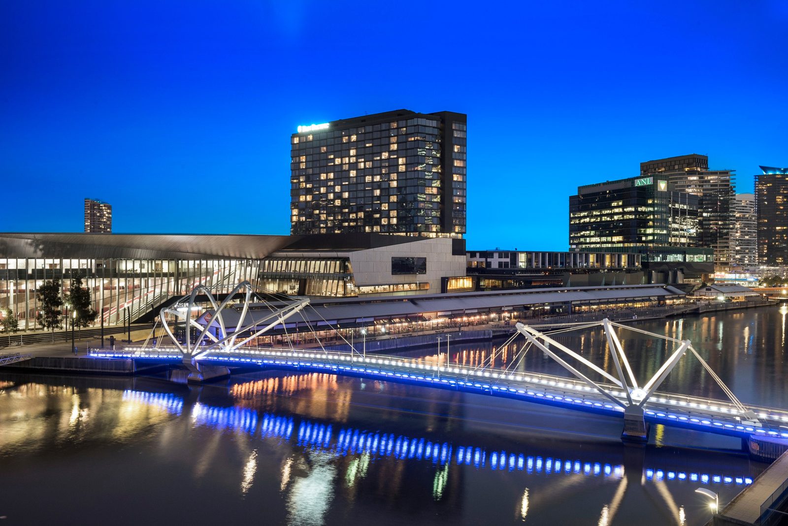 Waterfront Melbourne Apartments