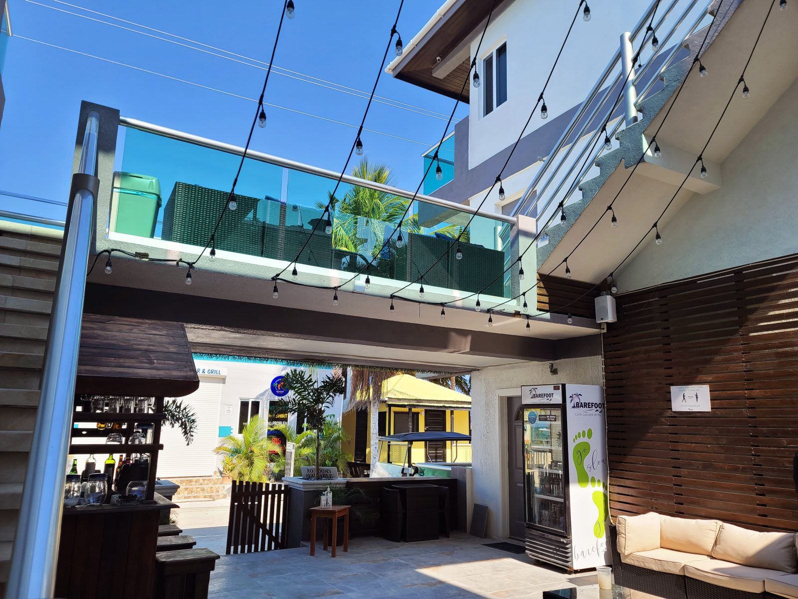 Barefoot Caye Caulker Hotel