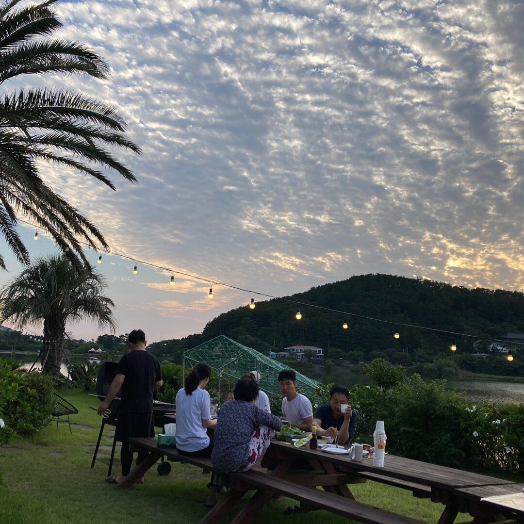Jeju Lake Pension