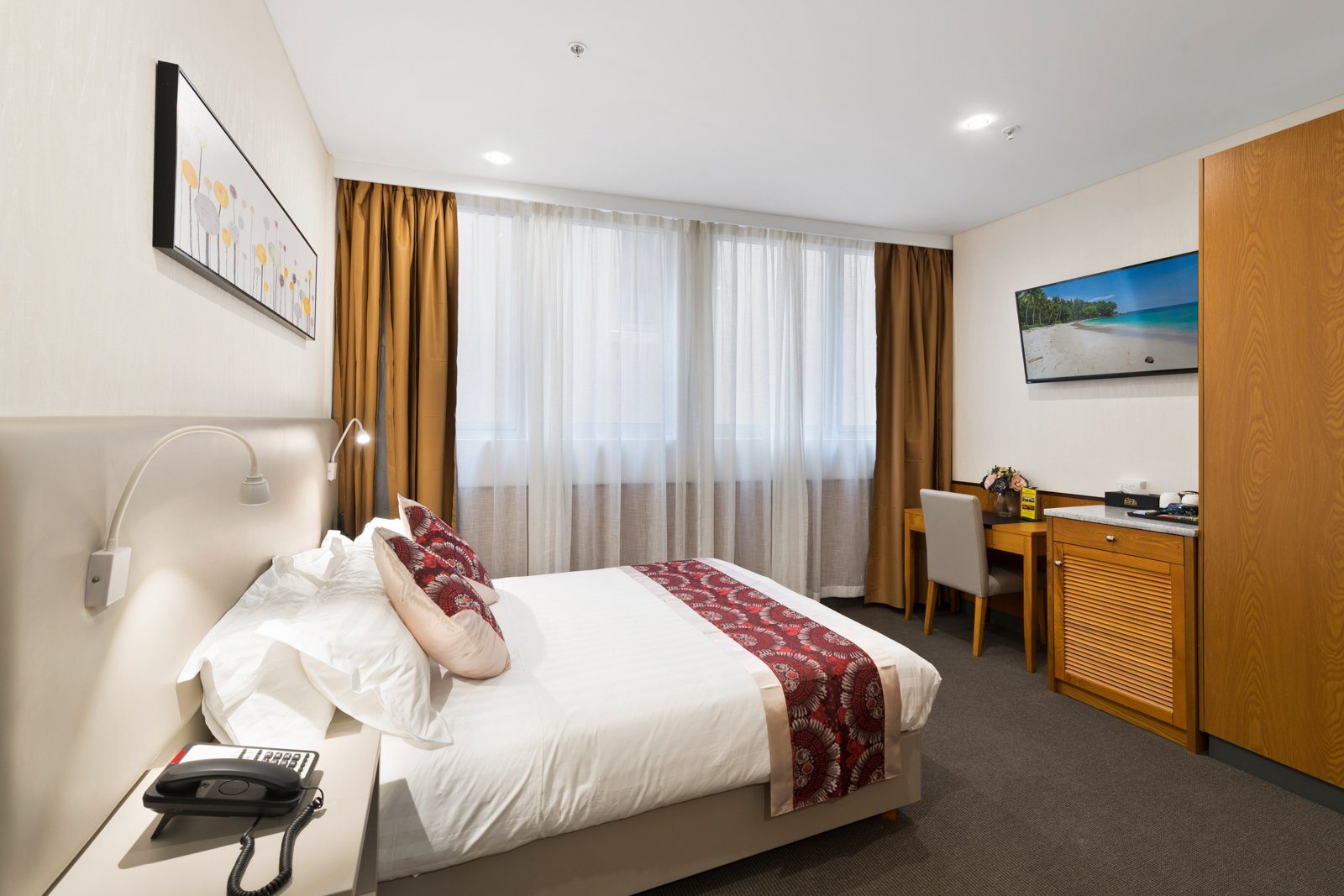 YEHS Hotel - Sydney QVB