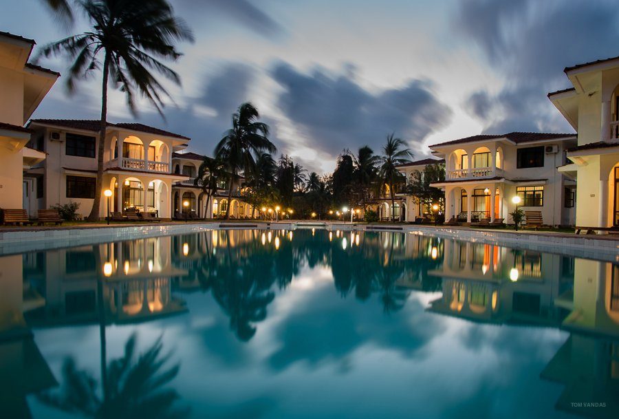 bahari dhow beach villas hotel diani