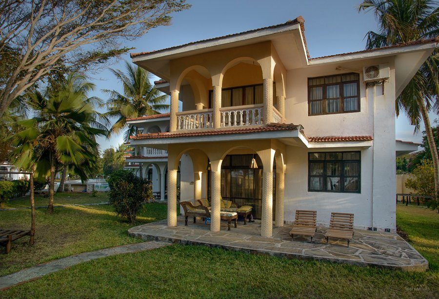 bahari dhow beach villas hotel diani